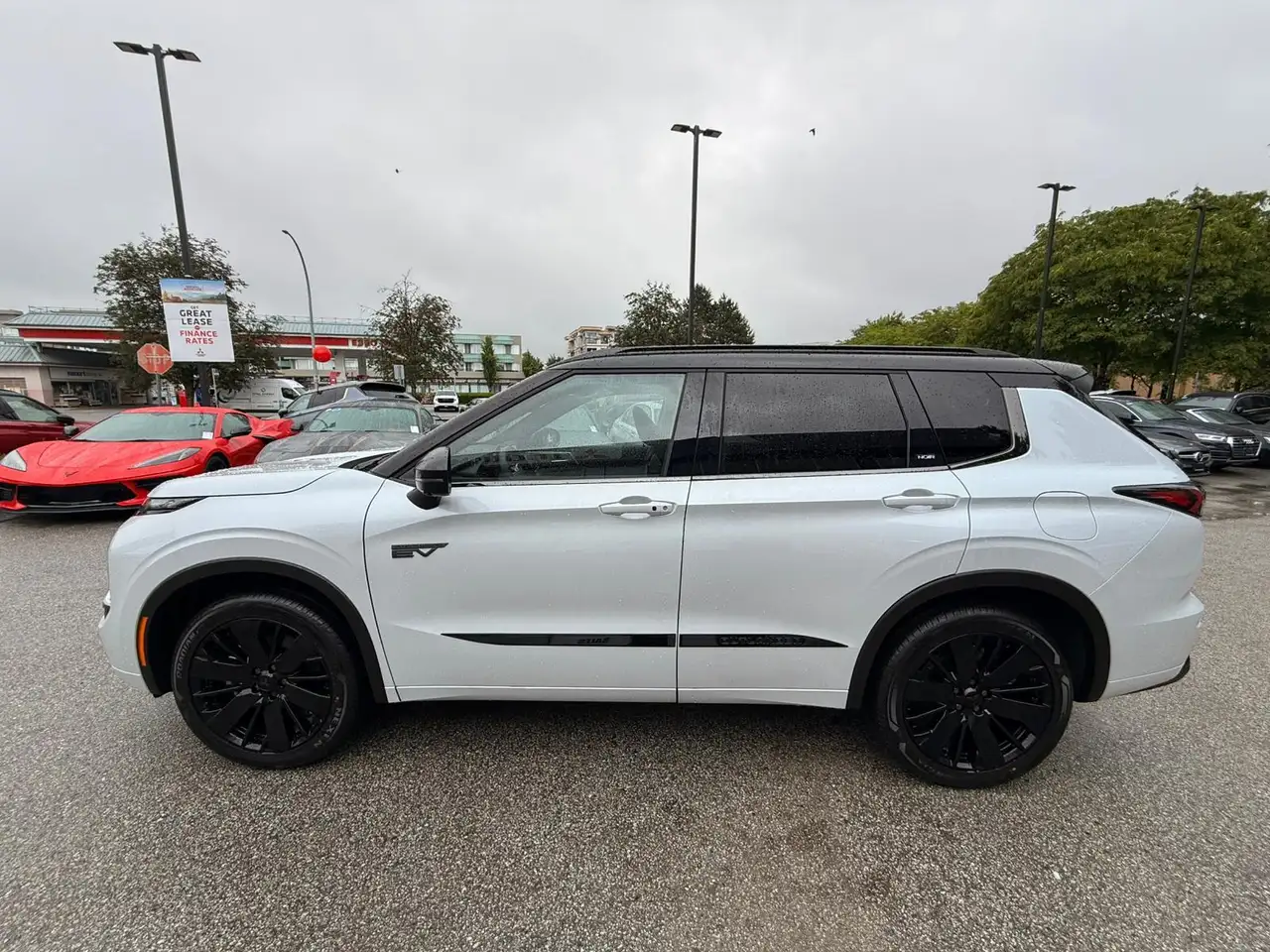 Mitsubishi Outlander снимка Mitsubishi Outlander