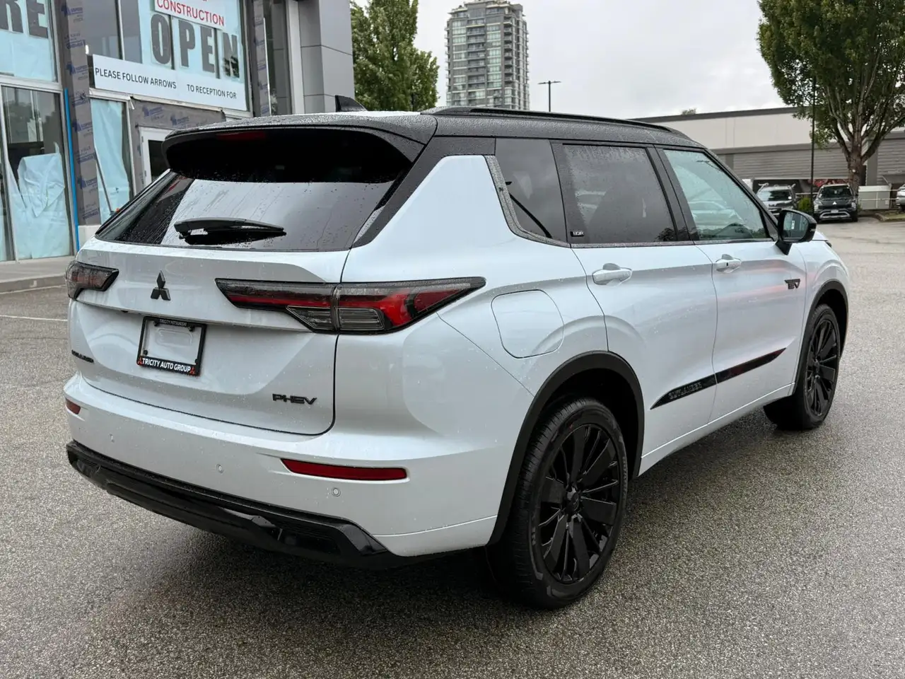 Mitsubishi Outlander снимка Mitsubishi Outlander