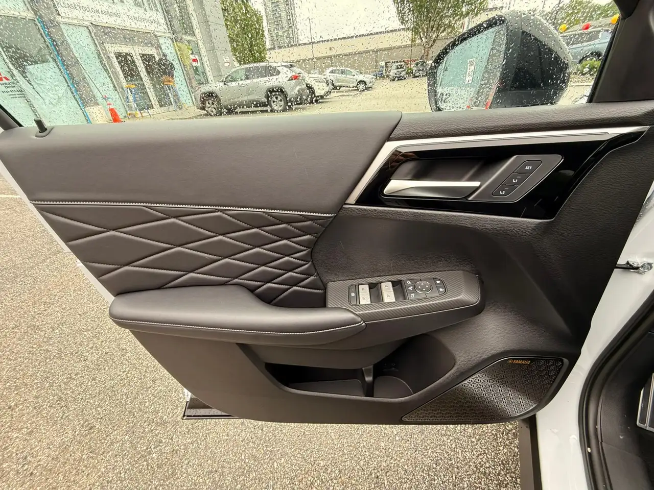 Mitsubishi Outlander снимка Mitsubishi Outlander