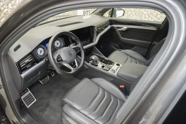 Volkswagen Touareg R line 3.0 Ansicht 10
