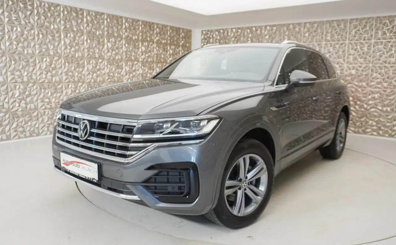 Volkswagen Touareg R line 3.0