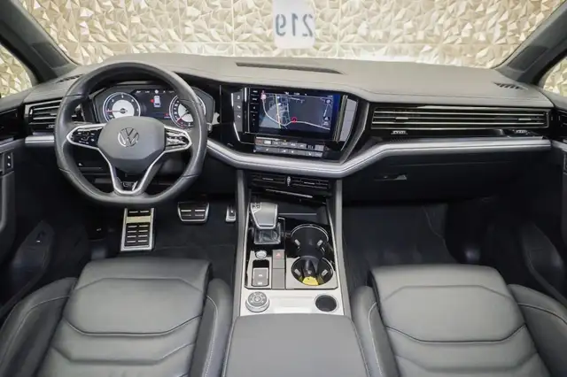 Volkswagen Touareg R line 3.0 Ansicht 12