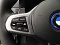 BMW 320 3 Serie Touring 320e | M-Sportpakket | LED | HUD | Zwart - thumbnail 13
