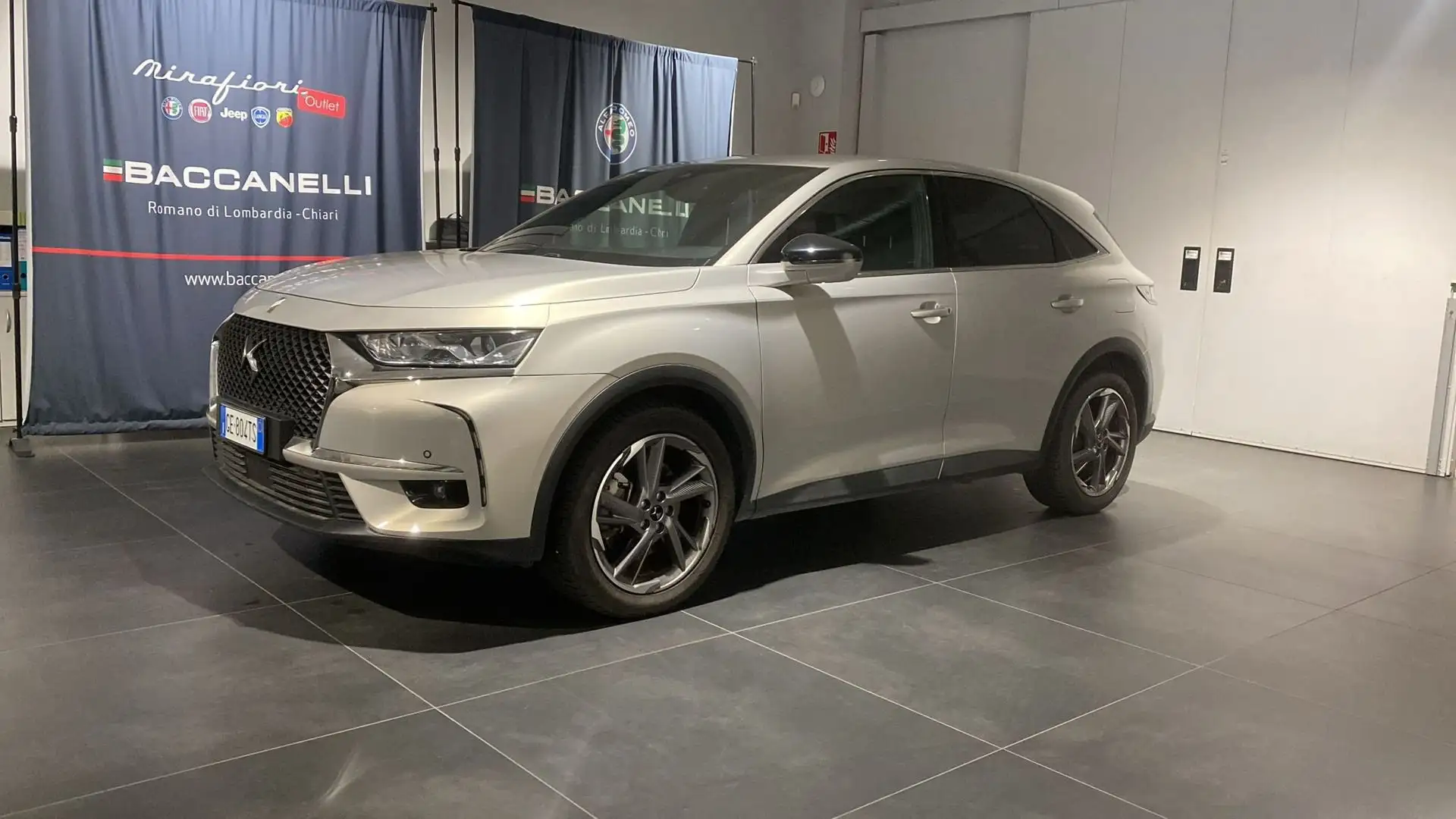 DS Automobiles DS 7 Crossback DS 7 Crossback E-Tense 4x4 Business Grigio - 1