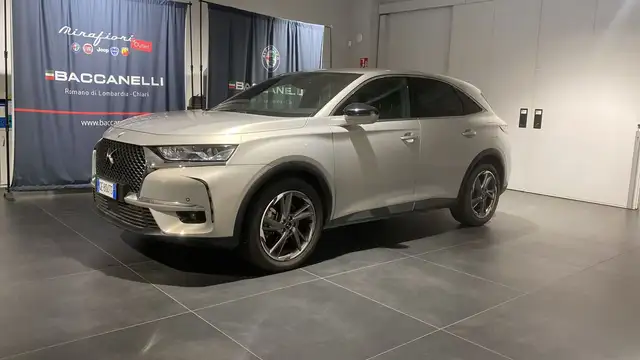DS Automobiles DS 7 Crossback DS 7 Crossback E-Tense 4x4 Business