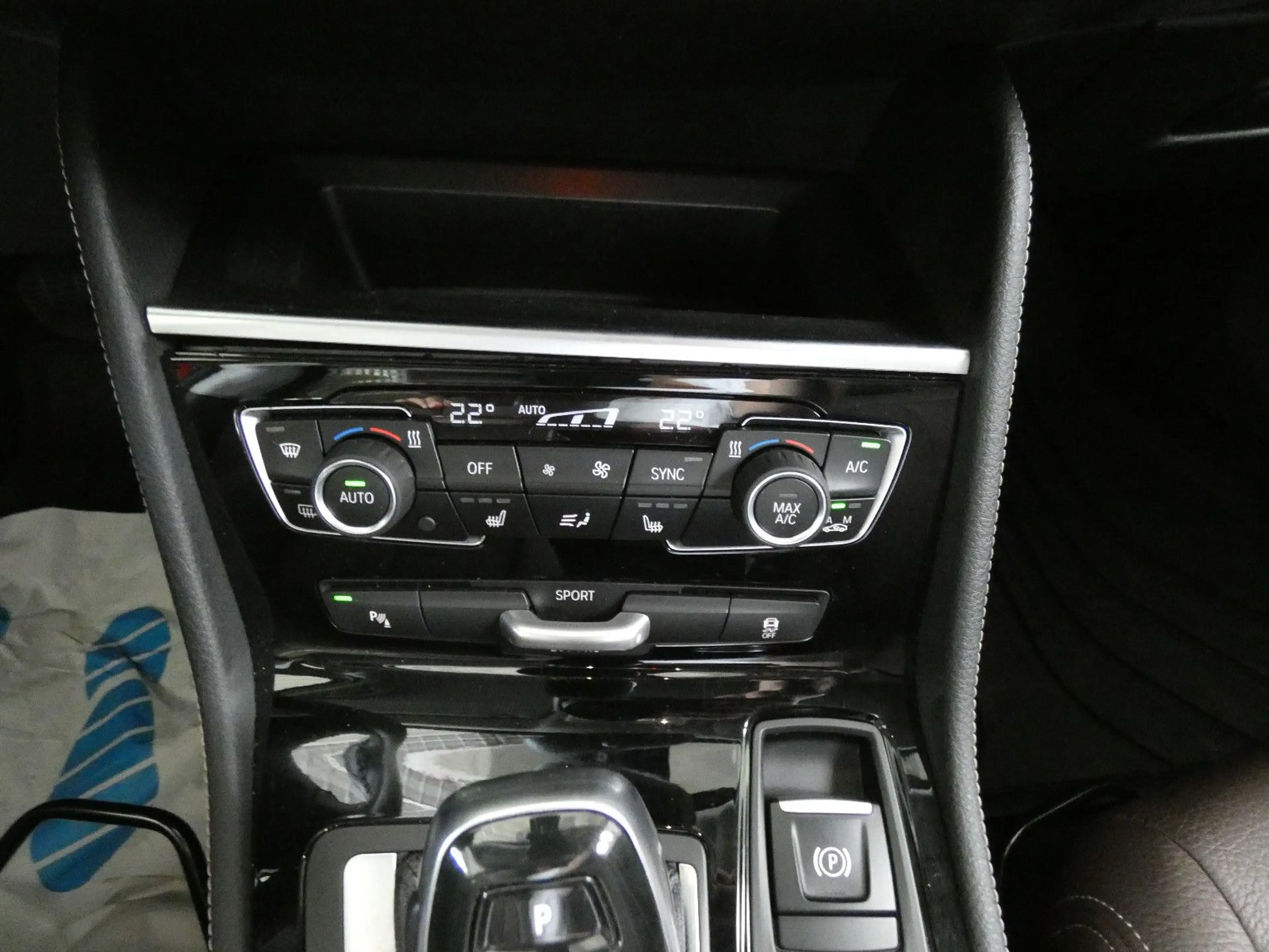 BMW 220 2 Gran Tourer 220 i Luxury Line — photo 15