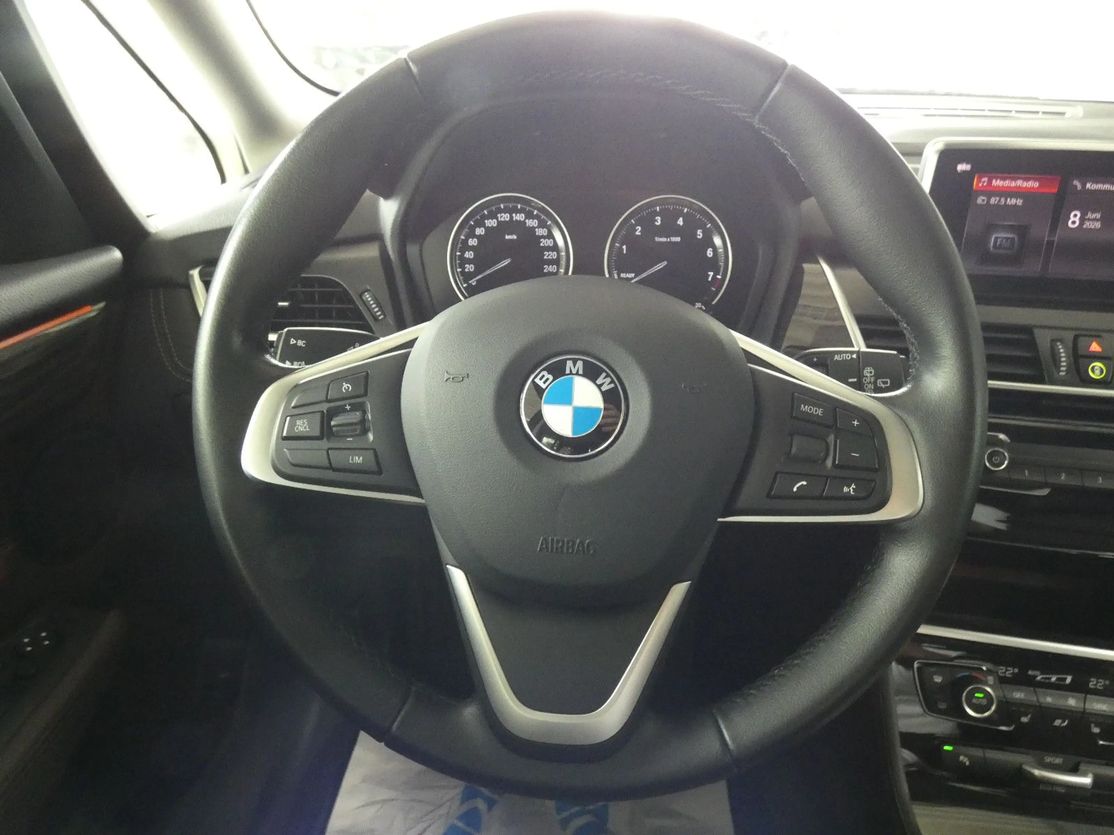 BMW 220 2 Gran Tourer 220 i Luxury Line — photo 17