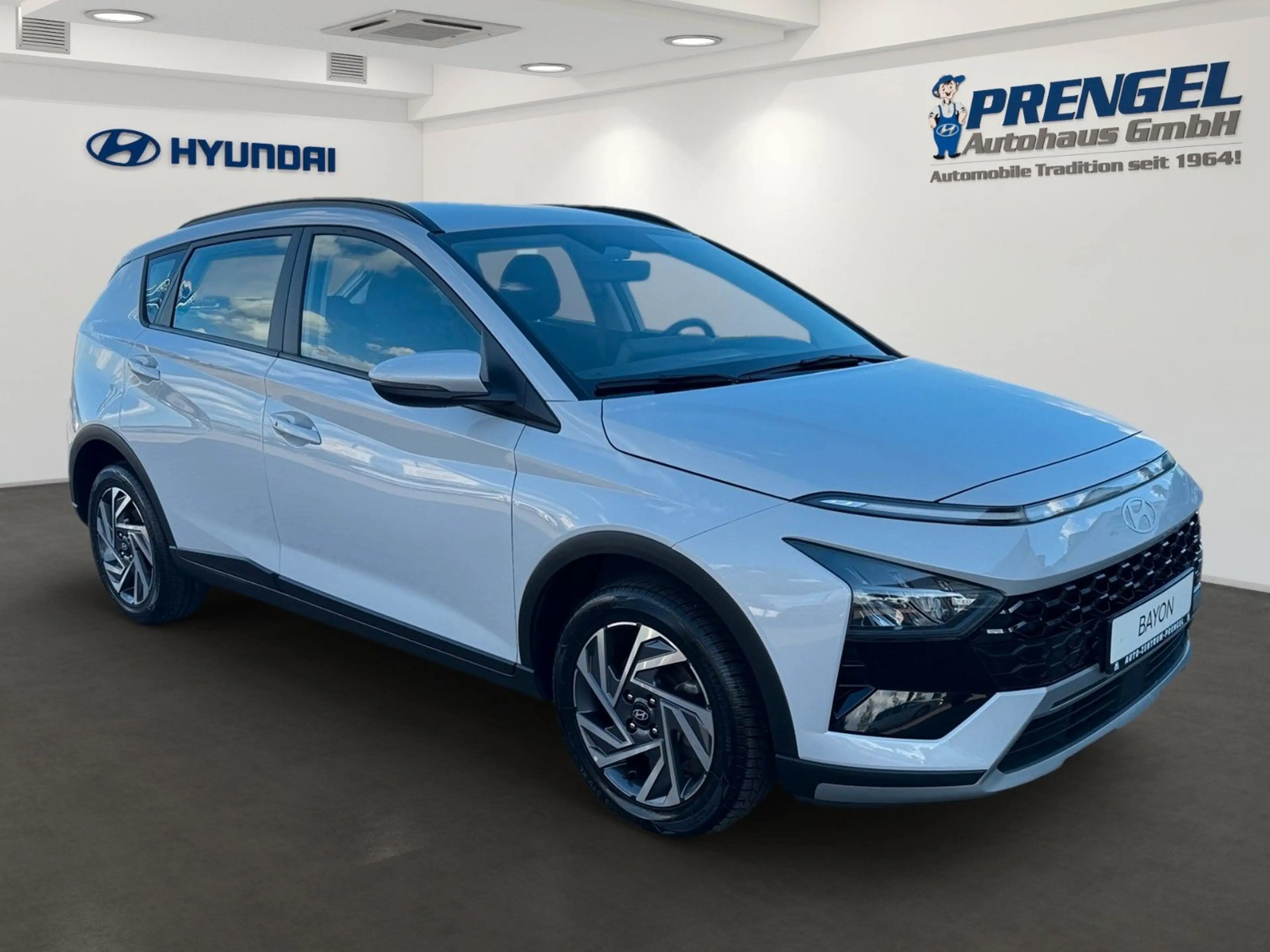 Hyundai BAYON 1.0T Trend  NAVI KAMERA KEYLESS APP — photo 3