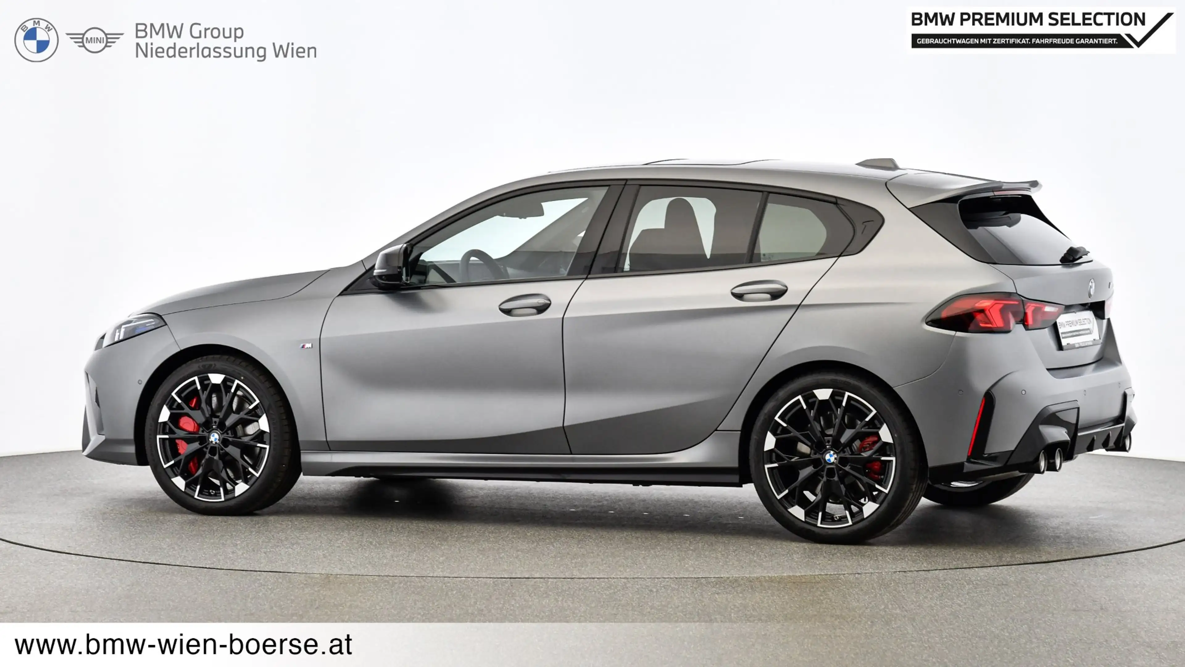 BMW 135 M135i xDrive — photo 4
