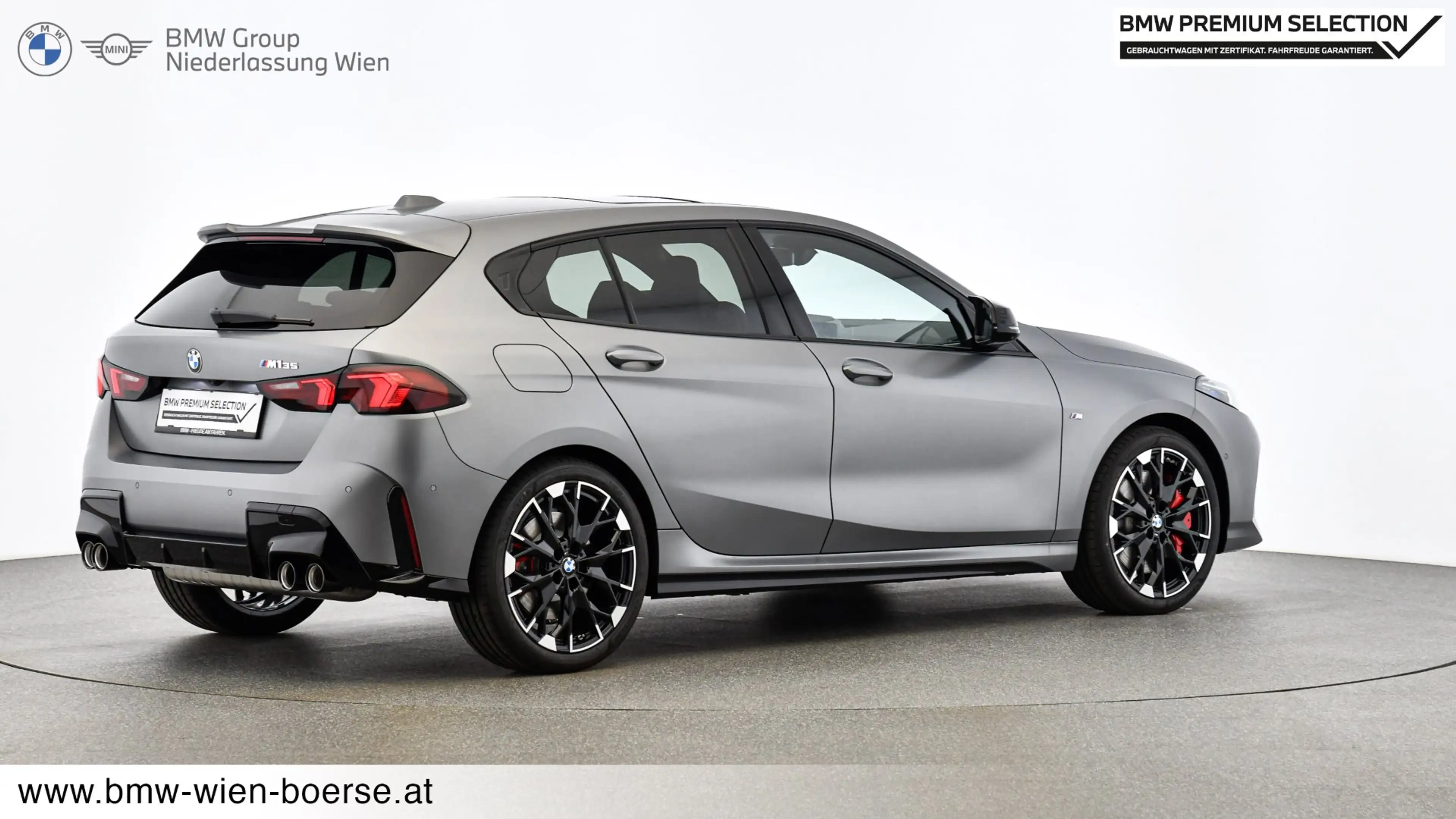 BMW 135 M135i xDrive — photo 9