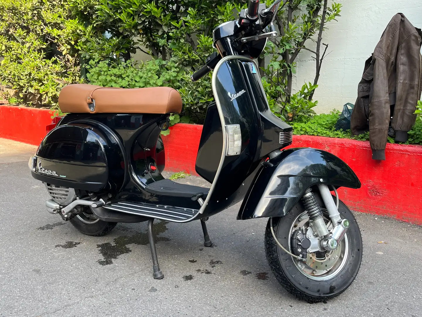 Vespa PX 150 Чорний - 1