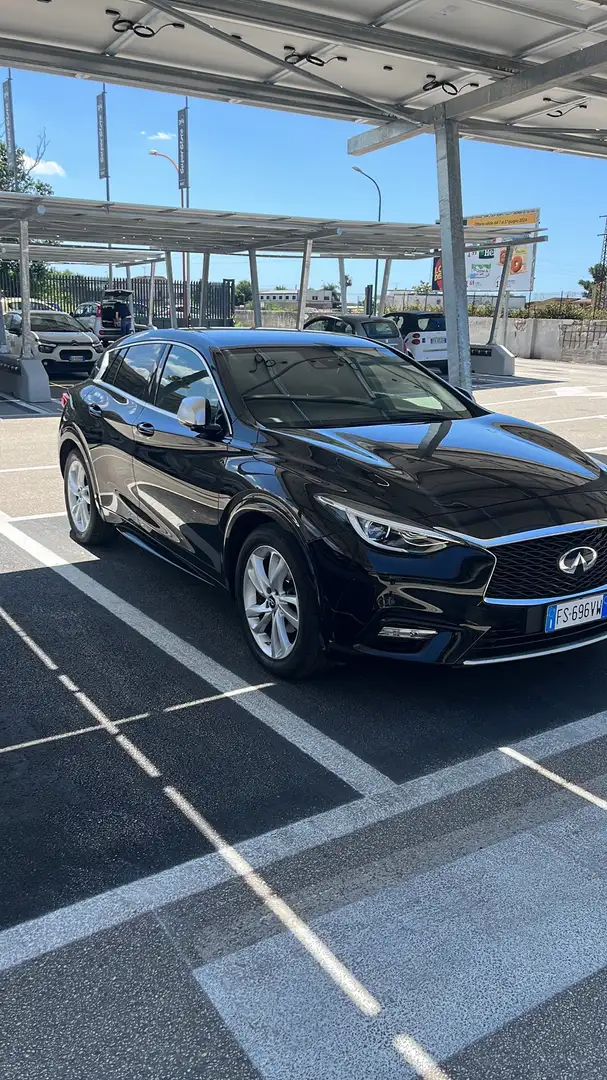 Infiniti Q30 1.5d Business Executive 109cv dct - 2