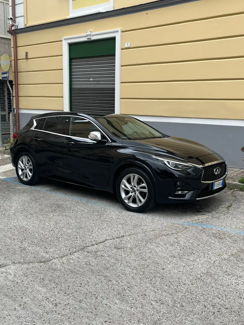 Infiniti Q30 1.5d Business Executive 109cv dct - 1