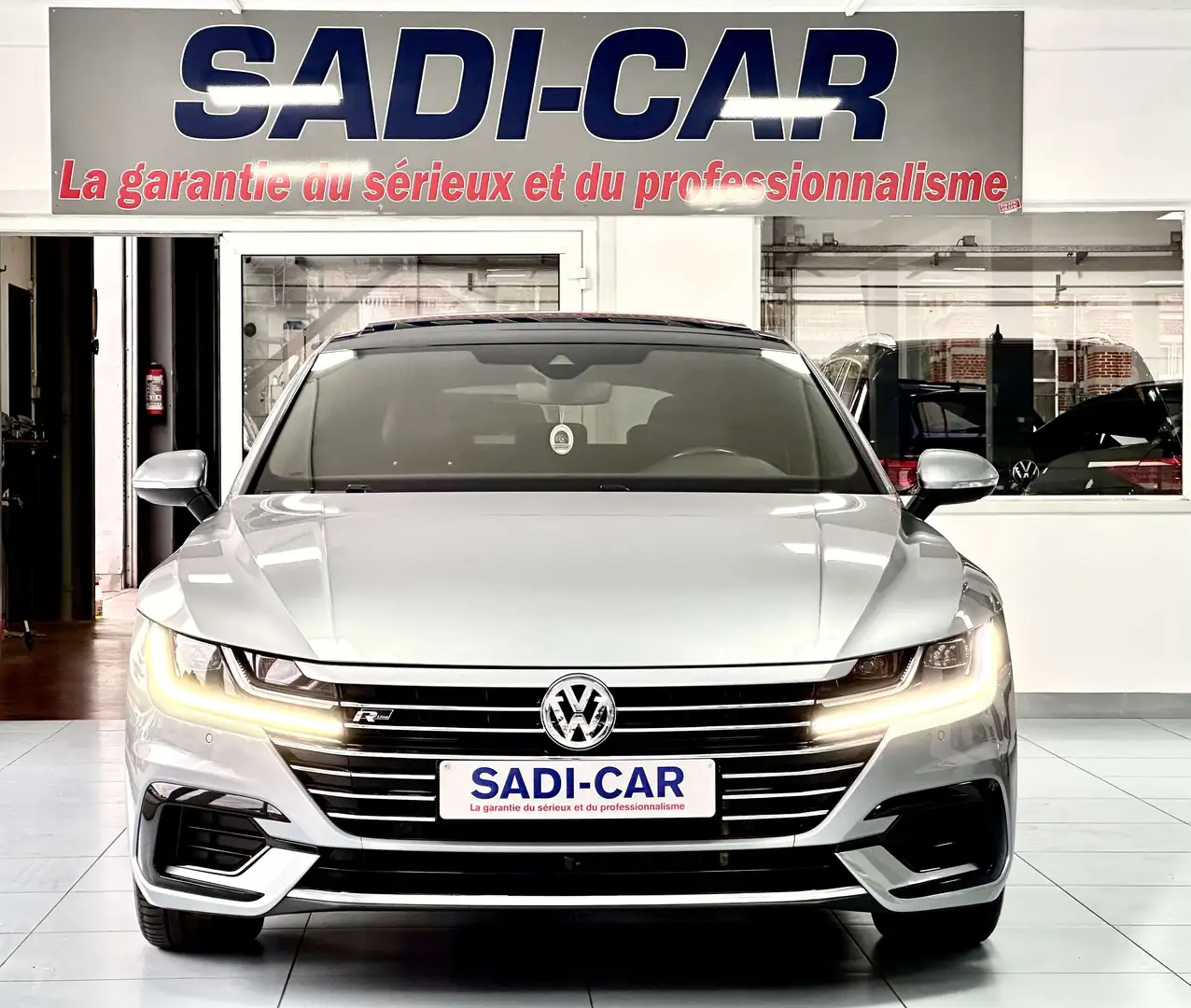 Volkswagen Arteon 2.0 TDi 150cv SCR - R-LINE EDITION - Full options Gris - 2