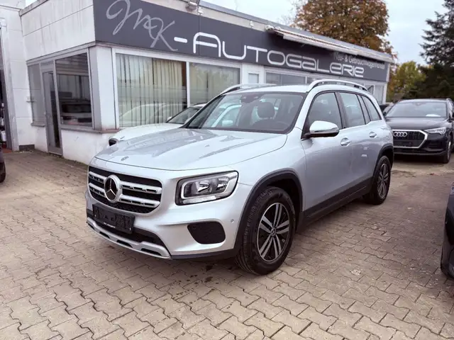 Mercedes-Benz GLB 200 |1.Hand|T-Leder|7-Sitze|Navi|Abstandstemp