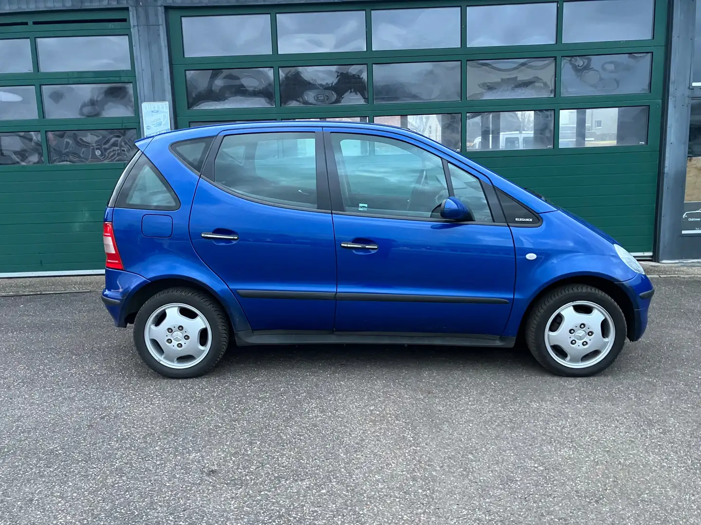 Mercedes-Benz A 140 Elegance Halbautomatik Klima Sitzheizung Scheckh. Blau - 2