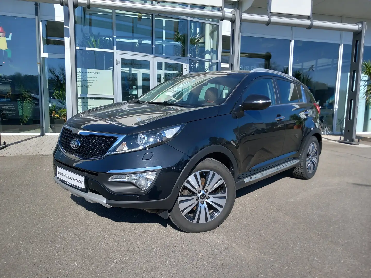 Kia Sportage 2.0 GDI 2WD Spirit AHK Xenon RFK PDC Schwarz - 2