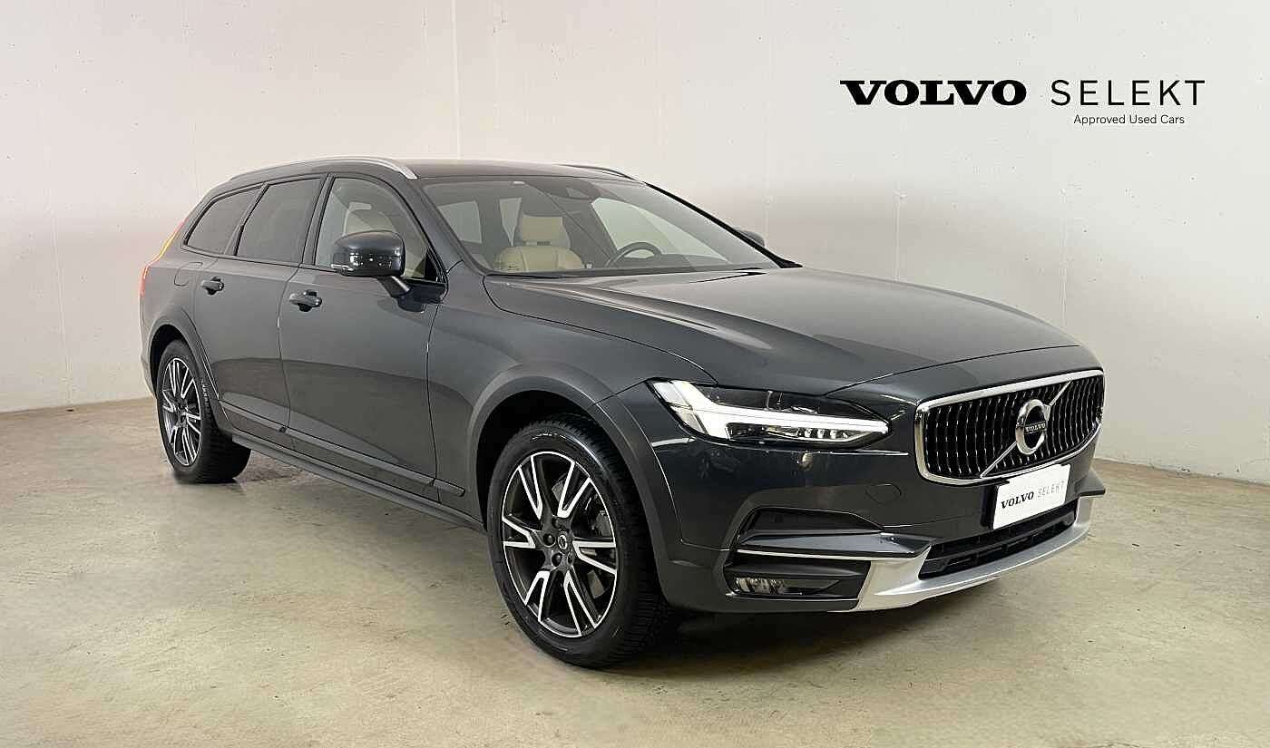 2017 Volvo V90