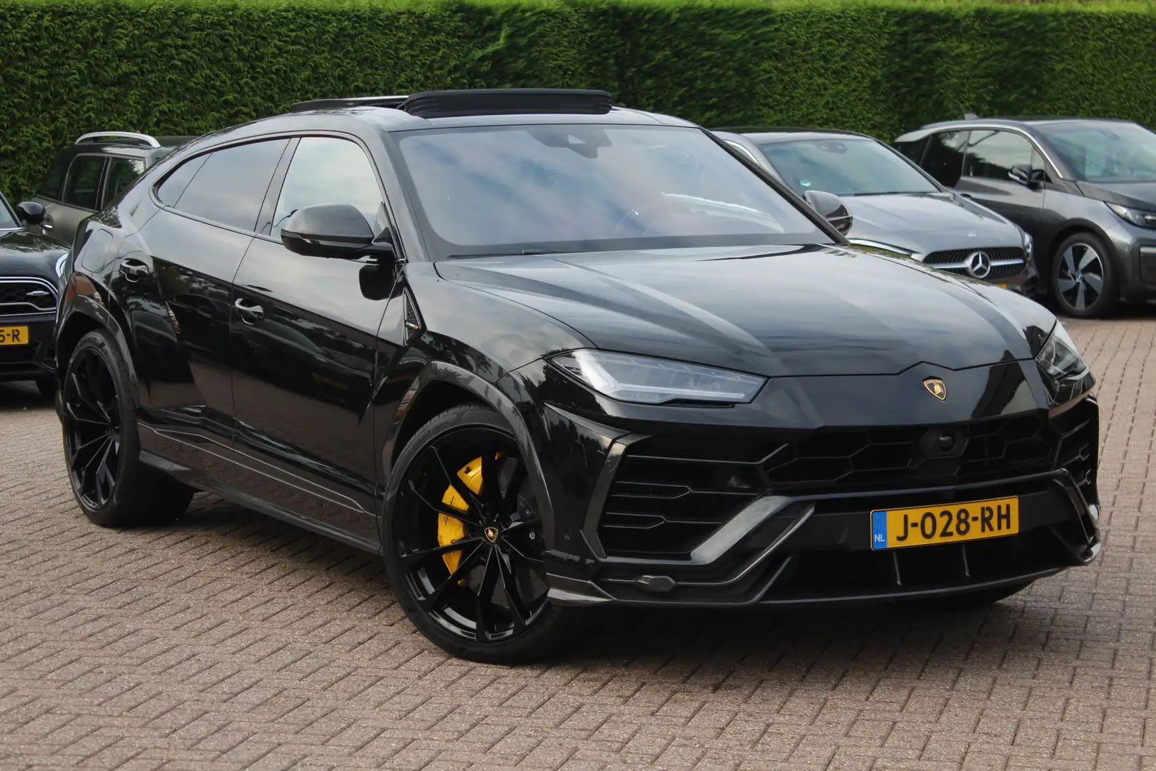 Lamborghini Urus 4.0 V8 / NL Auto! / Full Carbon / Keramisch / B&O Noir - 1