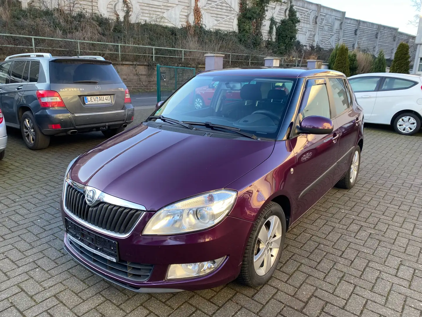Skoda Fabia 1.2 HTP COOL EDITION Klimatronik, PDC. Sitzheizung Lila - 1