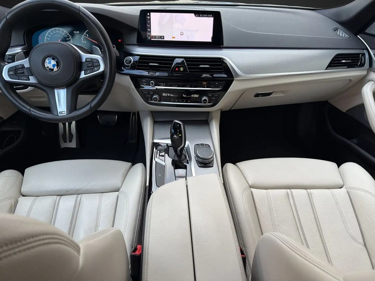 BMW 540 540dA xDrive Schwarz - 2