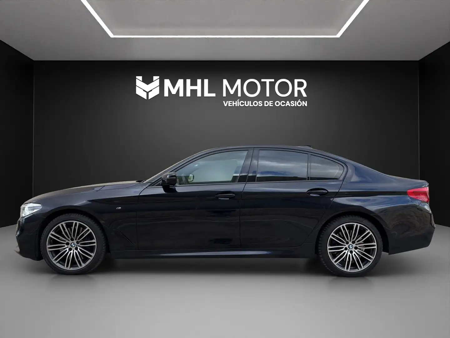 BMW 540 540dA xDrive Noir - 1