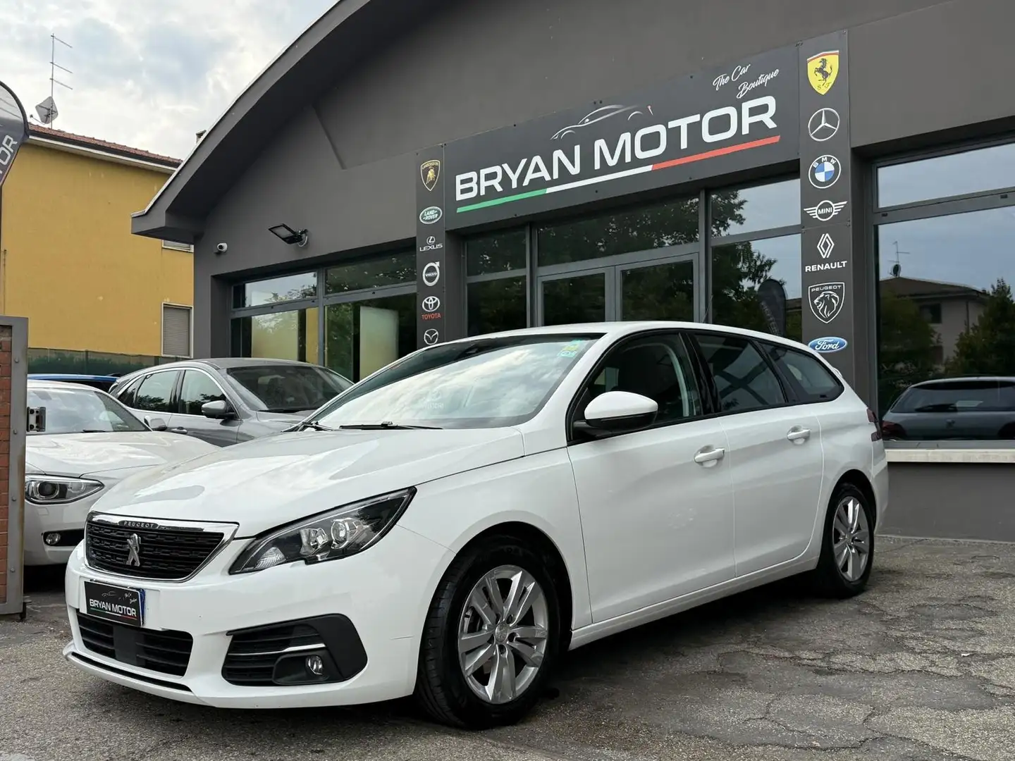 Peugeot 308 308 BlueHDi 100 S&S SW Business Bianco - 2