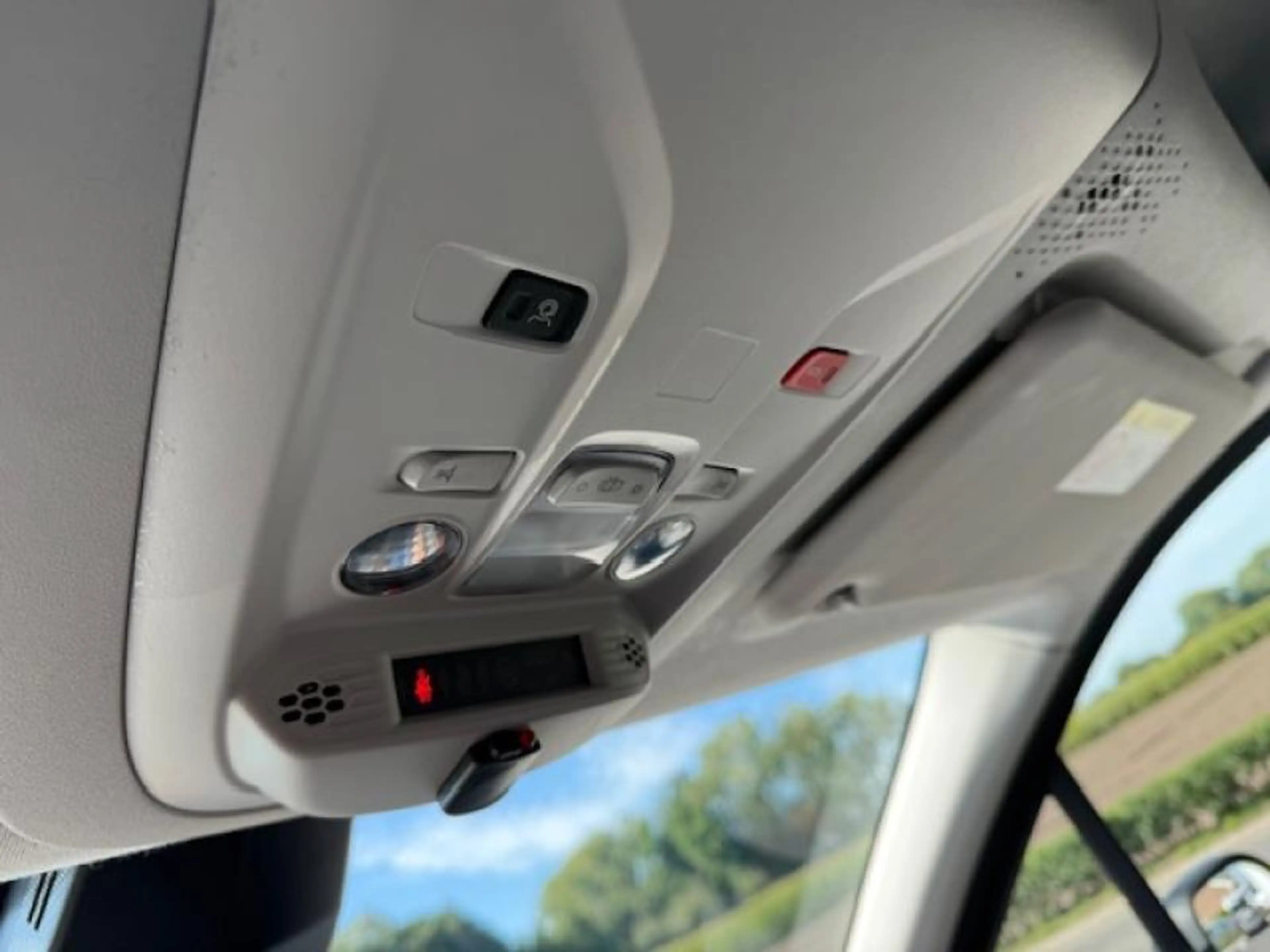 Toyota Verso Tracks 7pl Proace City Verso LWB Tracks Automaat 7 — photo 16