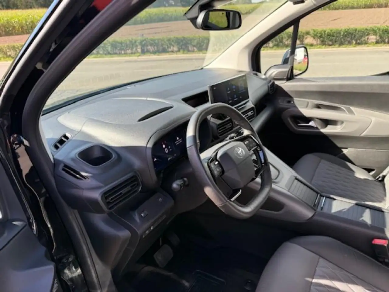 Toyota Verso Tracks 7pl Proace City Verso LWB Tracks Automaat 7, миниатюра 17
