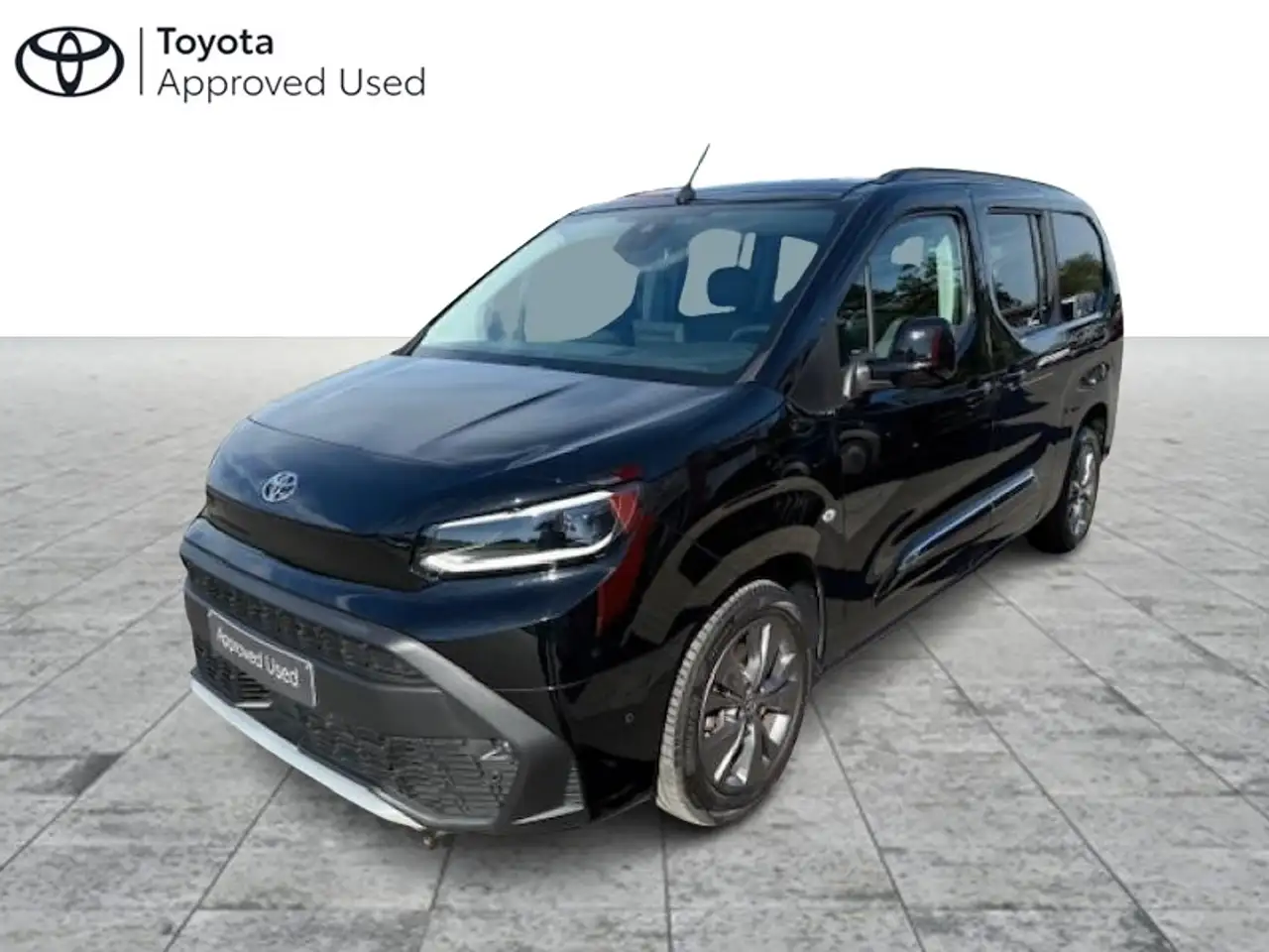 Toyota Verso Tracks 7pl Proace City Verso LWB Tracks Automaat 7