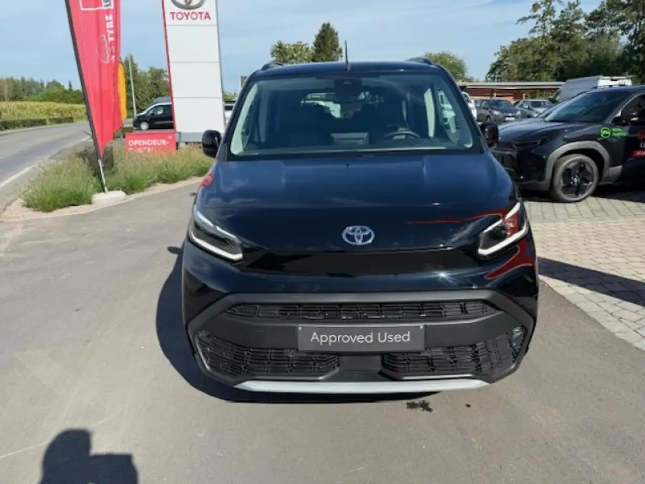 Toyota Verso Tracks 7pl Proace City Verso LWB Tracks Automaat 7, миниатюра 3