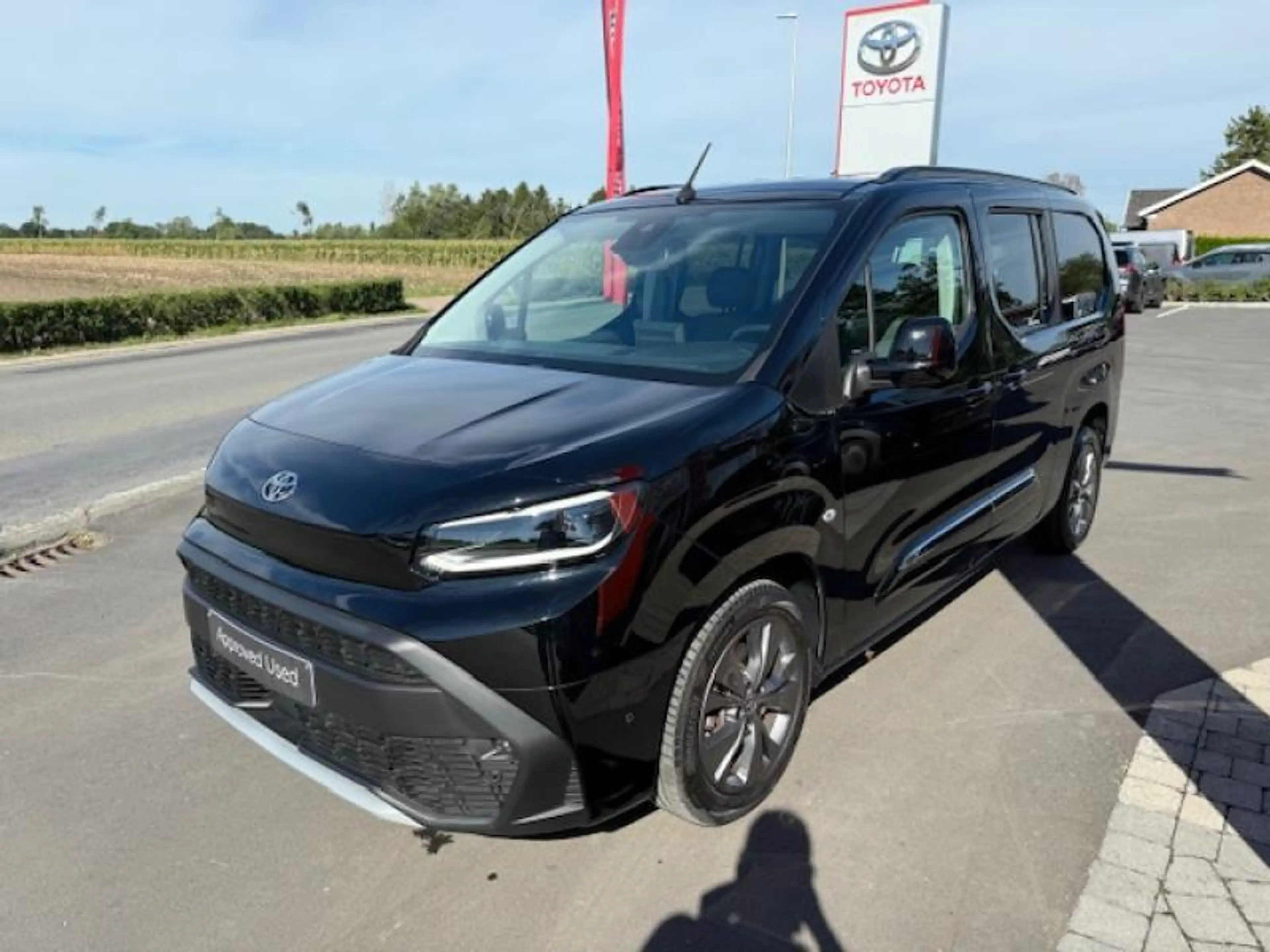 Toyota Verso Tracks 7pl Proace City Verso LWB Tracks Automaat 7 — photo 26