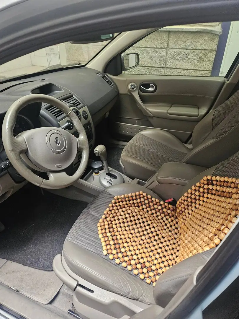 Renault Megane Blau - 2