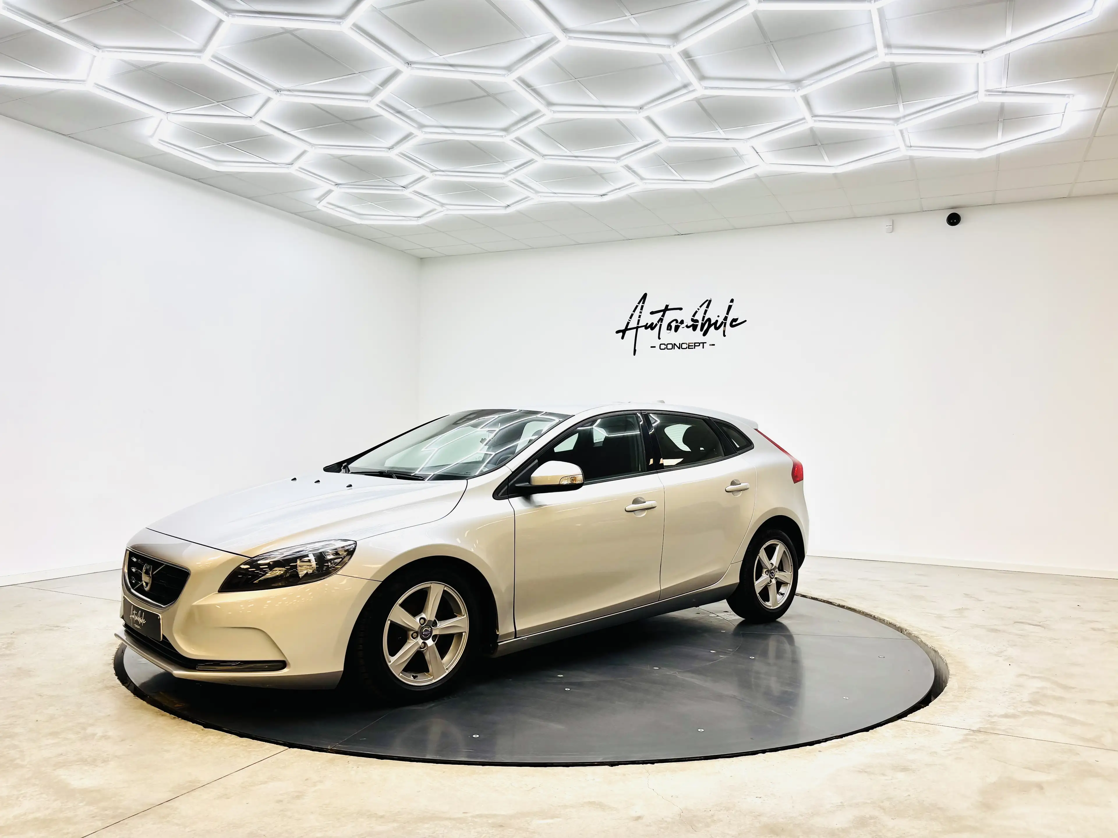 Volvo V40 Cross Country ✅1AN GARANTIE✅TVA DÉDUCTIBLE✅GPS✅AIRCO — photo 8