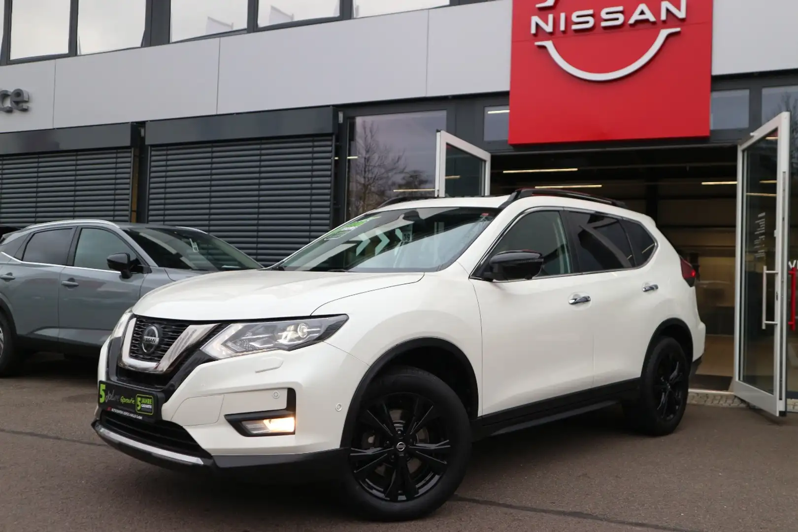 Nissan X-Trail 1.3 DIG-T DCT N-Design LED+7 Sitze+Pano Bianco - 2
