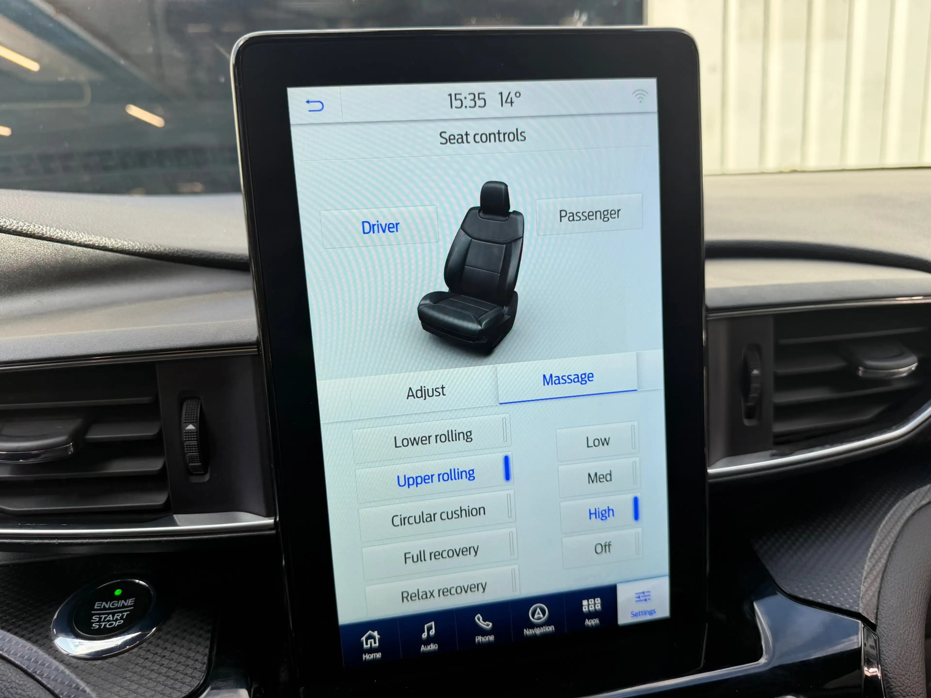 Ford Explorer 3.0 V6 EcoBoost PHEV ST-Line - 7p Pano Massage Ven — photo 15