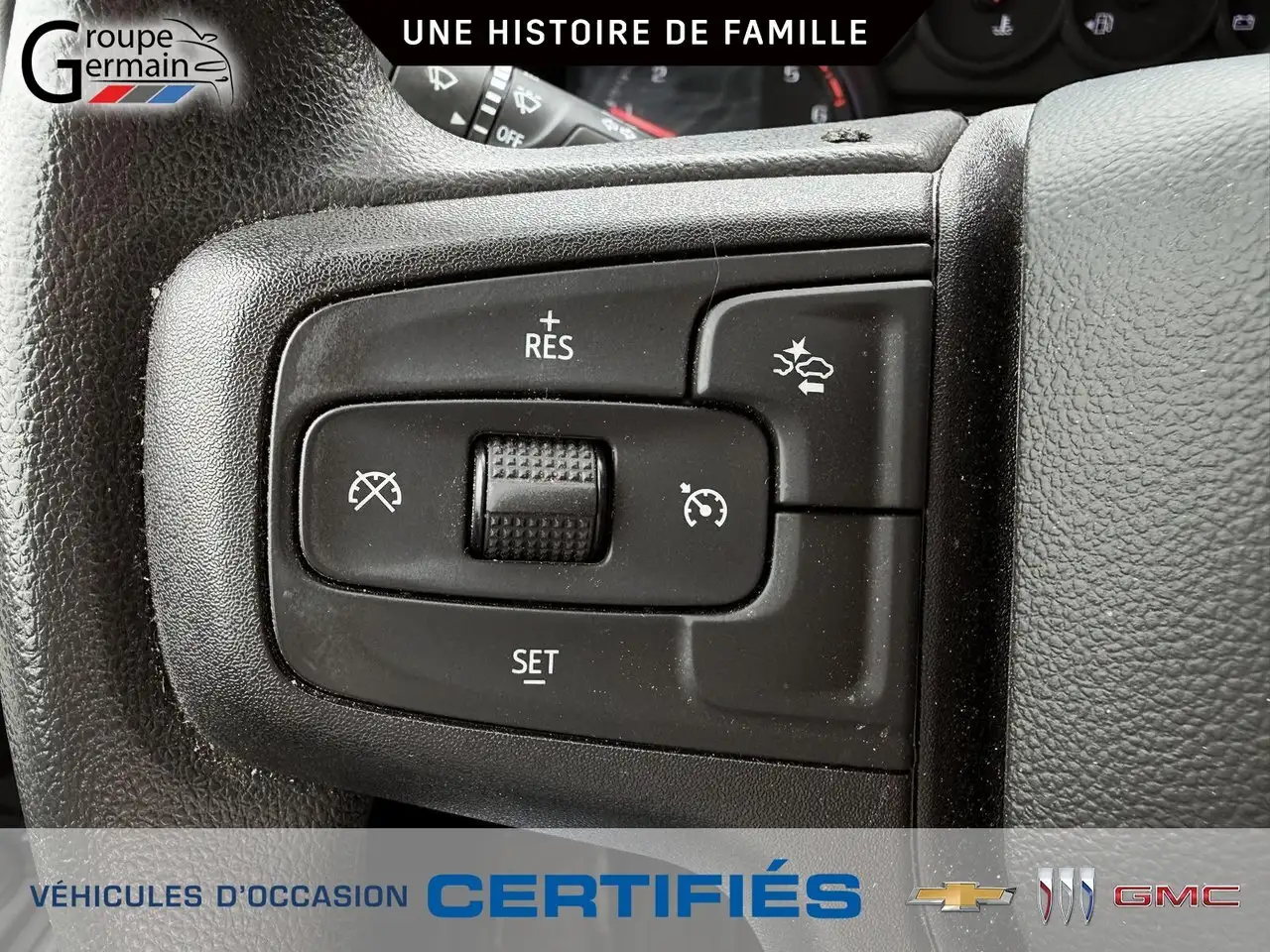 Chevrolet Silverado 1500 photo Chevrolet Silverado 1500