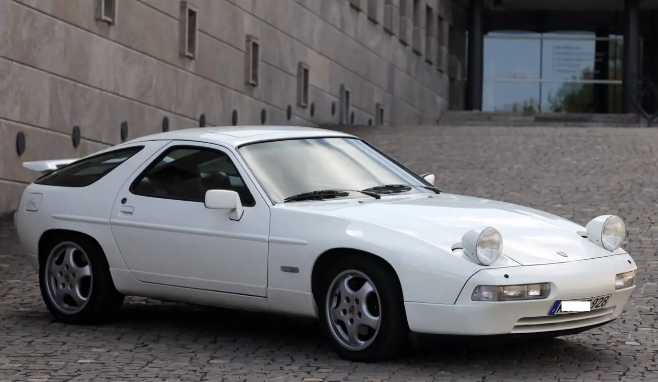 Porsche 928 S4, foto 3