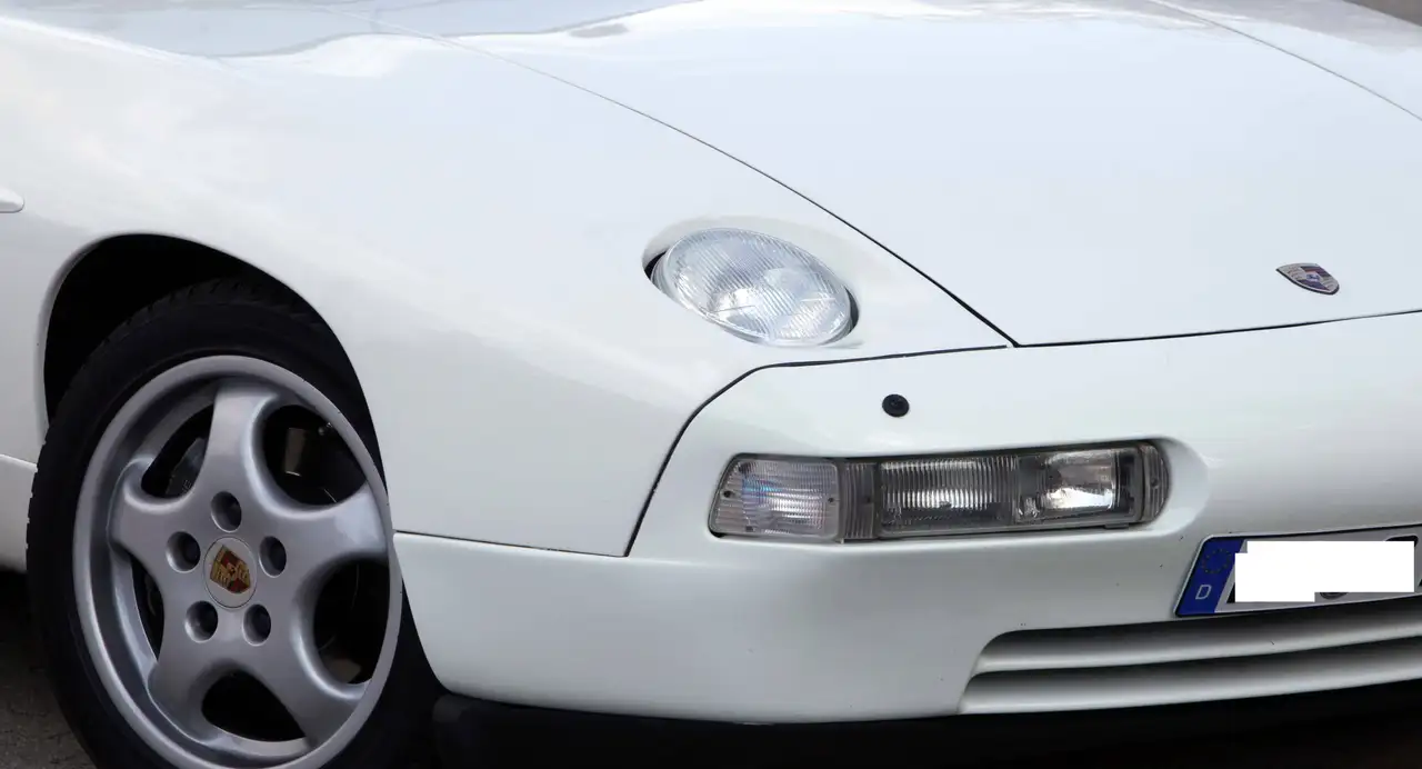 Porsche 928 S4, foto 1