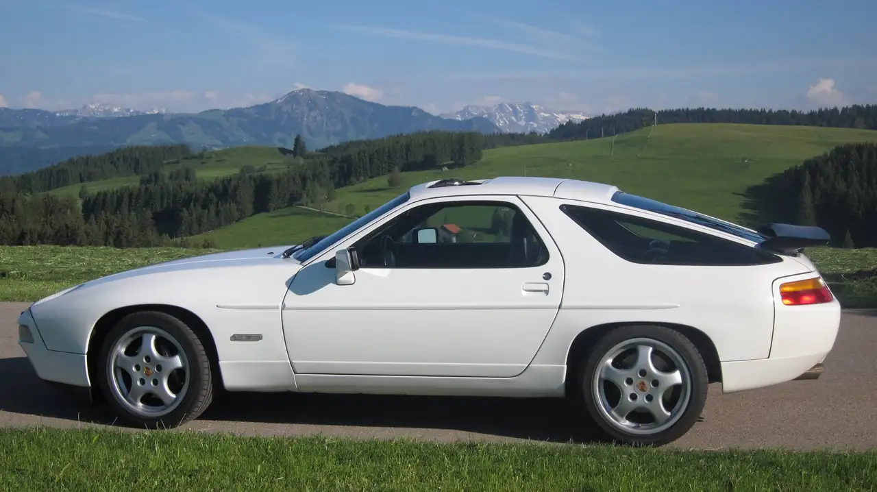 Porsche 928 S4, foto 5
