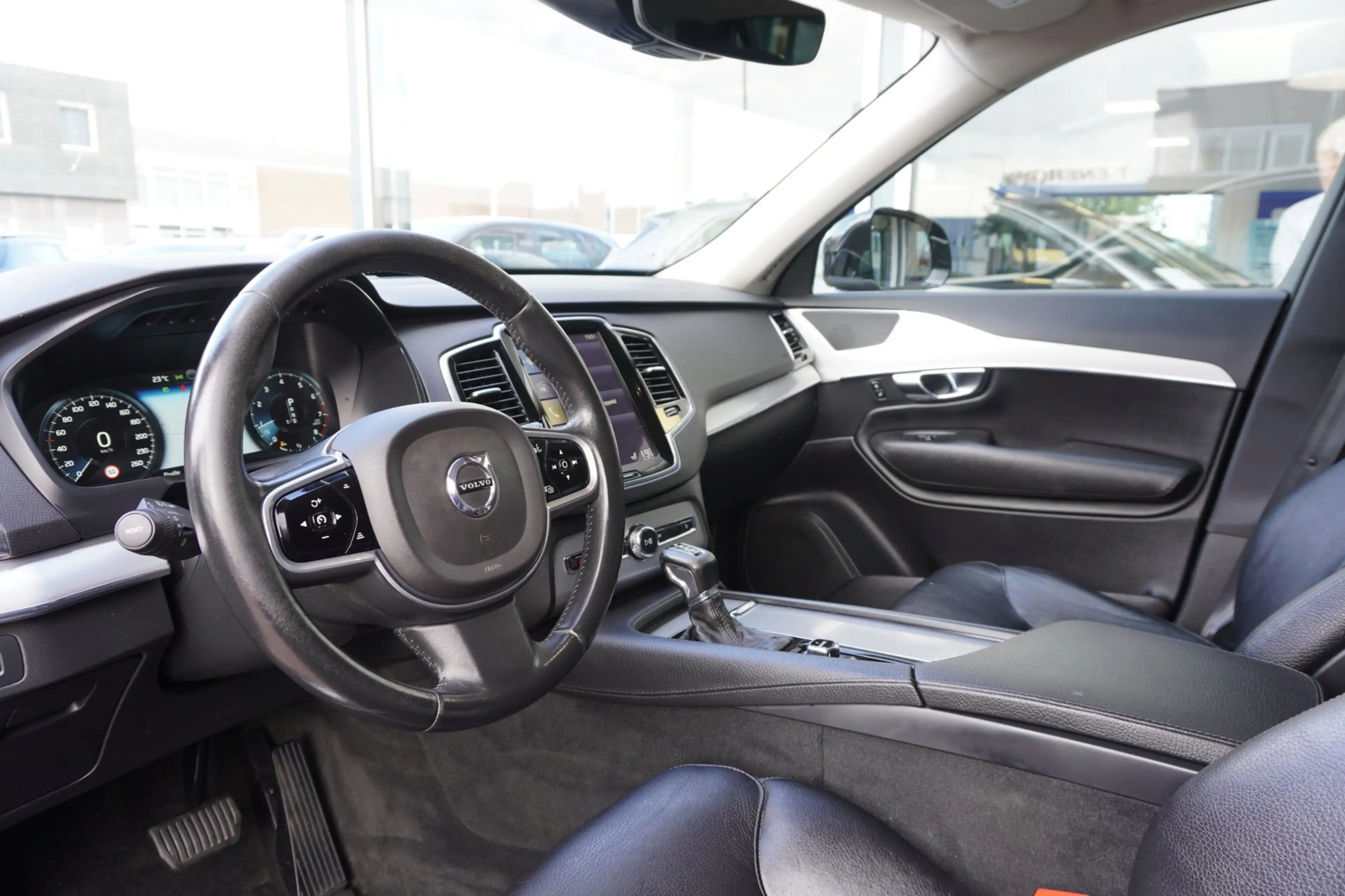Volvo XC90 2.0 T5 AWD Inscription Automaat | Airco | Navigati — photo 12