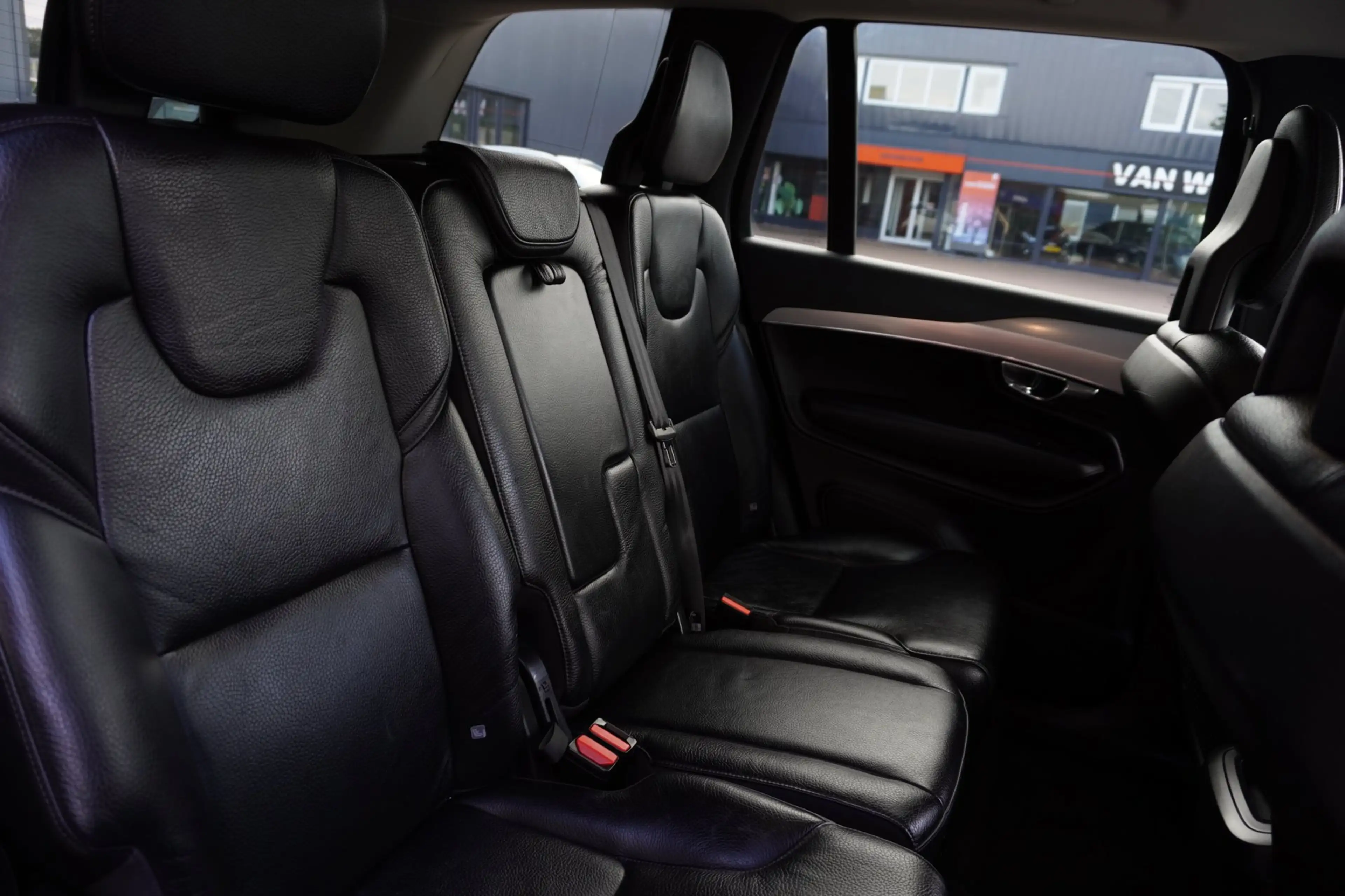 Volvo XC90 2.0 T5 AWD Inscription Automaat | Airco | Navigati — photo 17