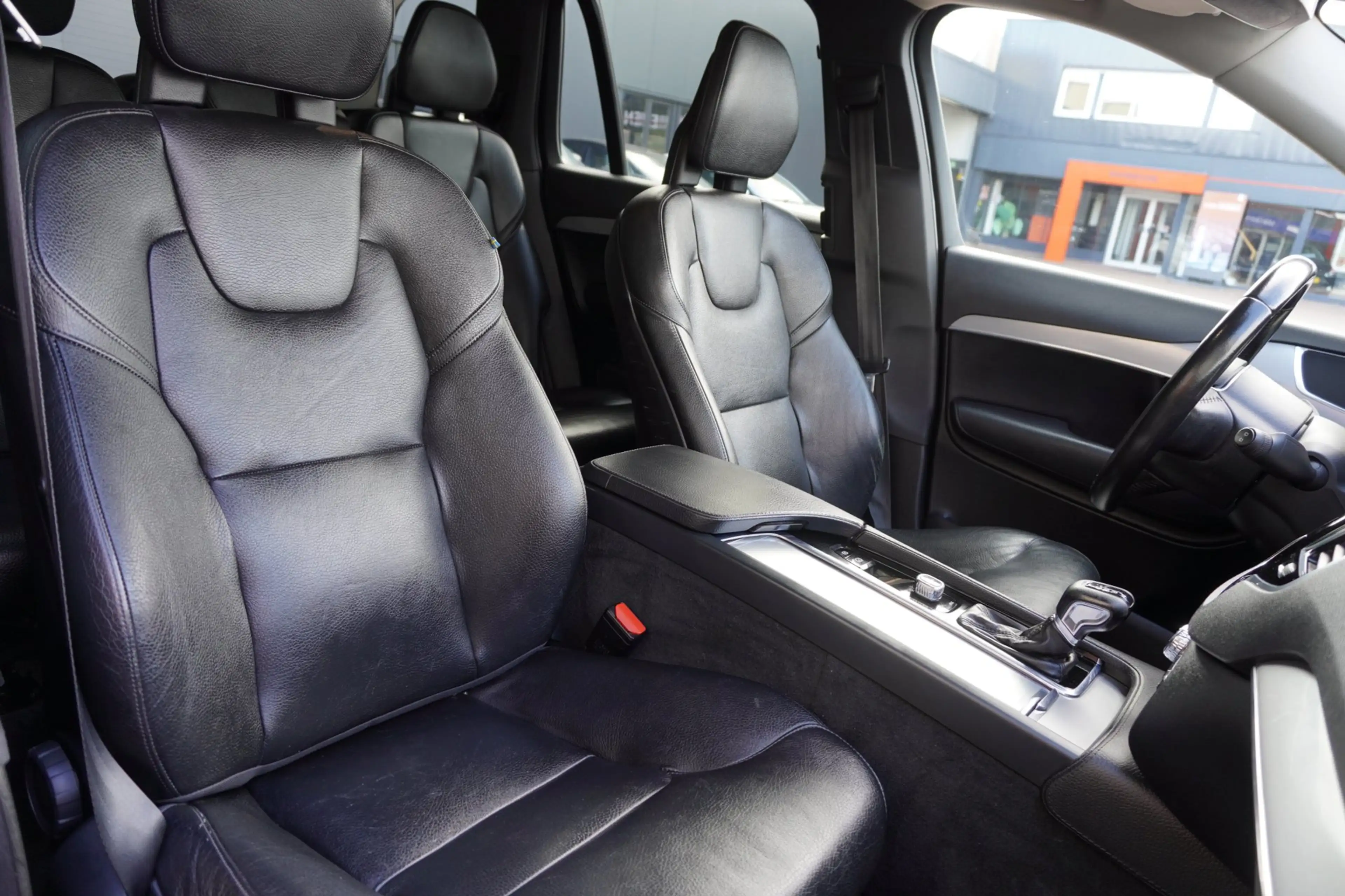 Volvo XC90 2.0 T5 AWD Inscription Automaat | Airco | Navigati — photo 18