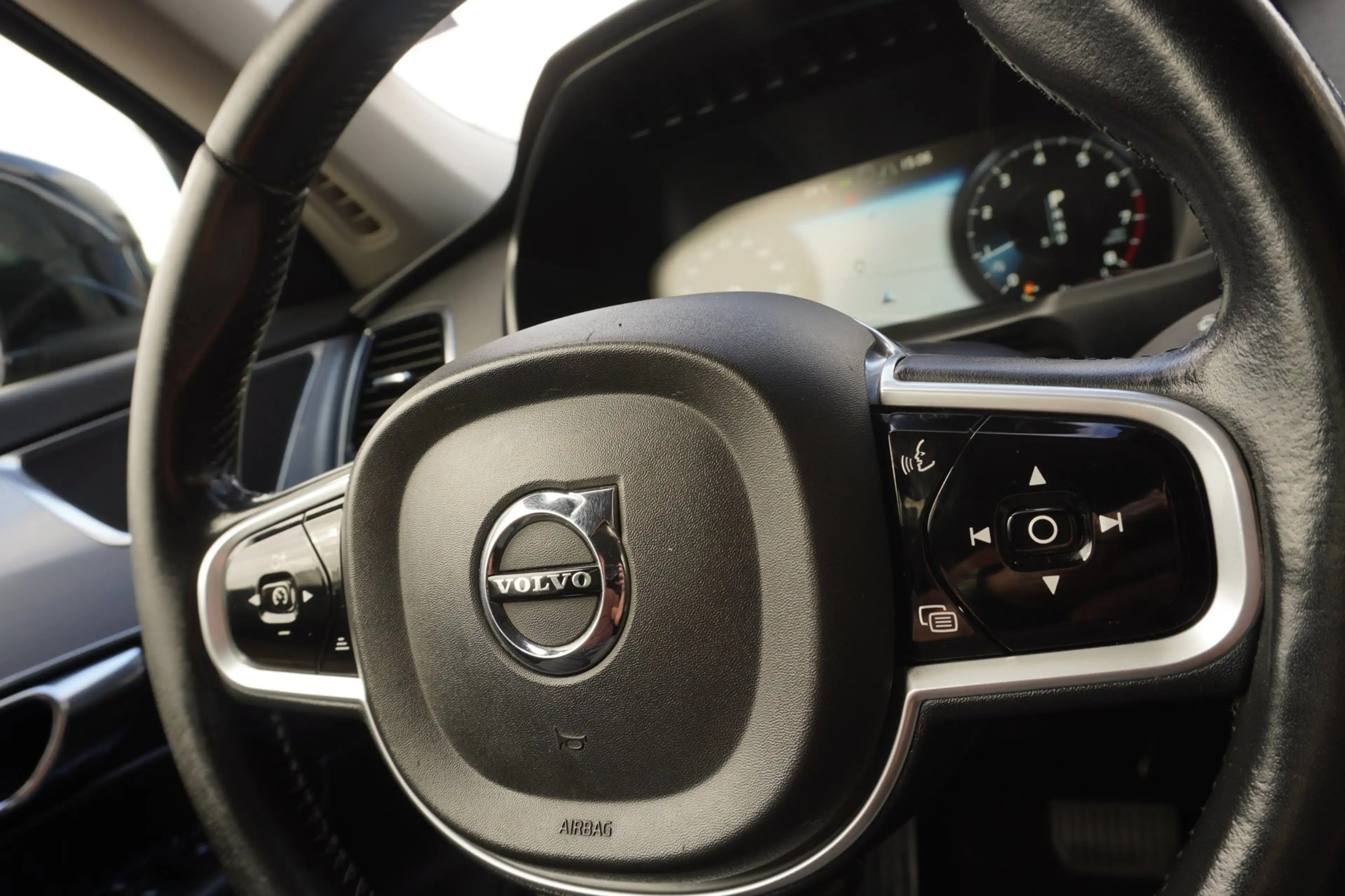 Volvo XC90 2.0 T5 AWD Inscription Automaat | Airco | Navigati — photo 23