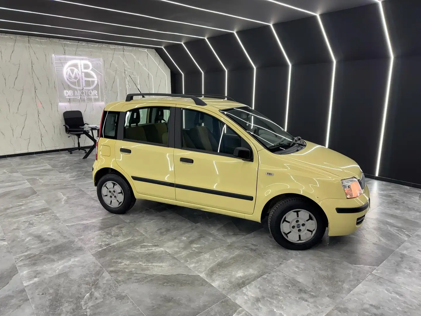 Fiat Panda Panda 1.1 Active Amarillo - 2