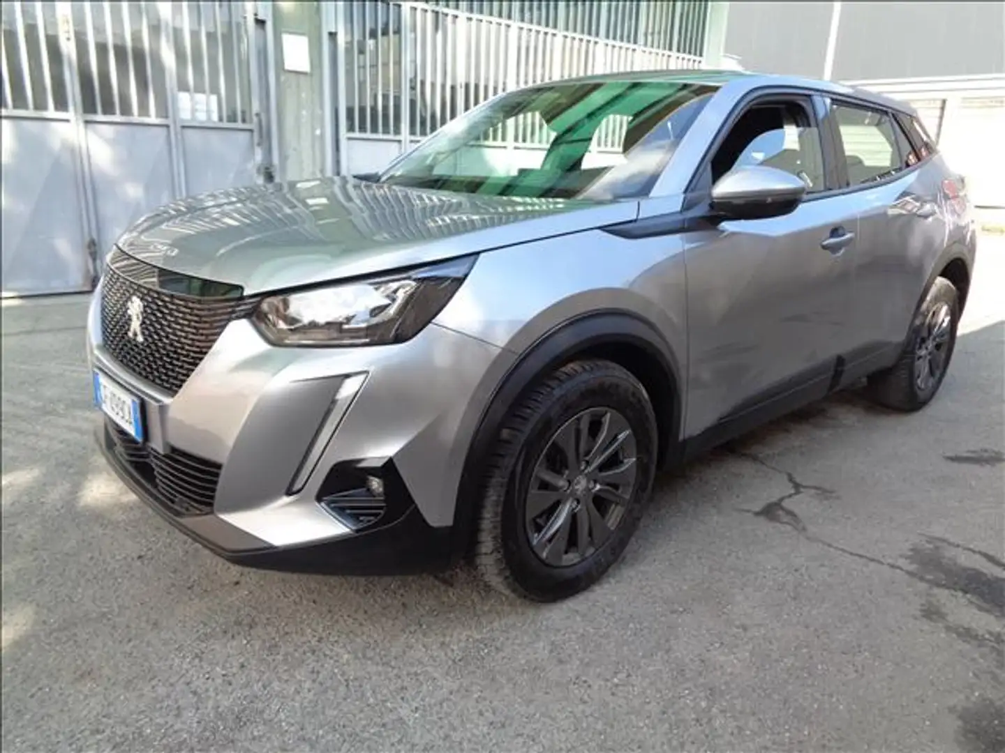 Peugeot 2008 CROSSOVER PURETECH 130 CV ACTIVE PACK S/S Zilver - 1