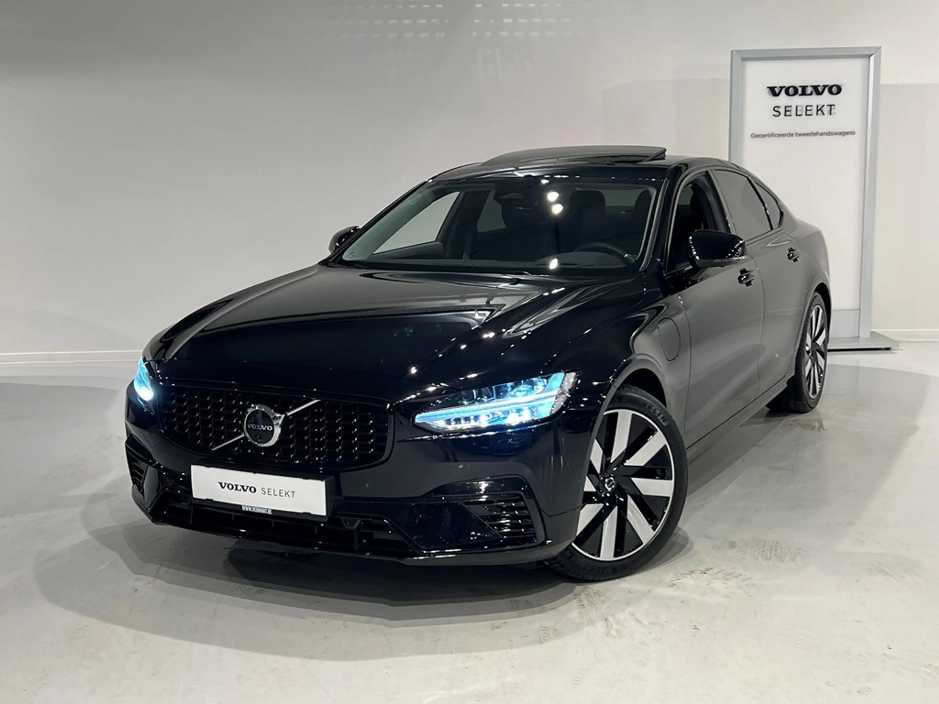 Volvo S90 T8 Recharge Dark Ultimate Long Range
