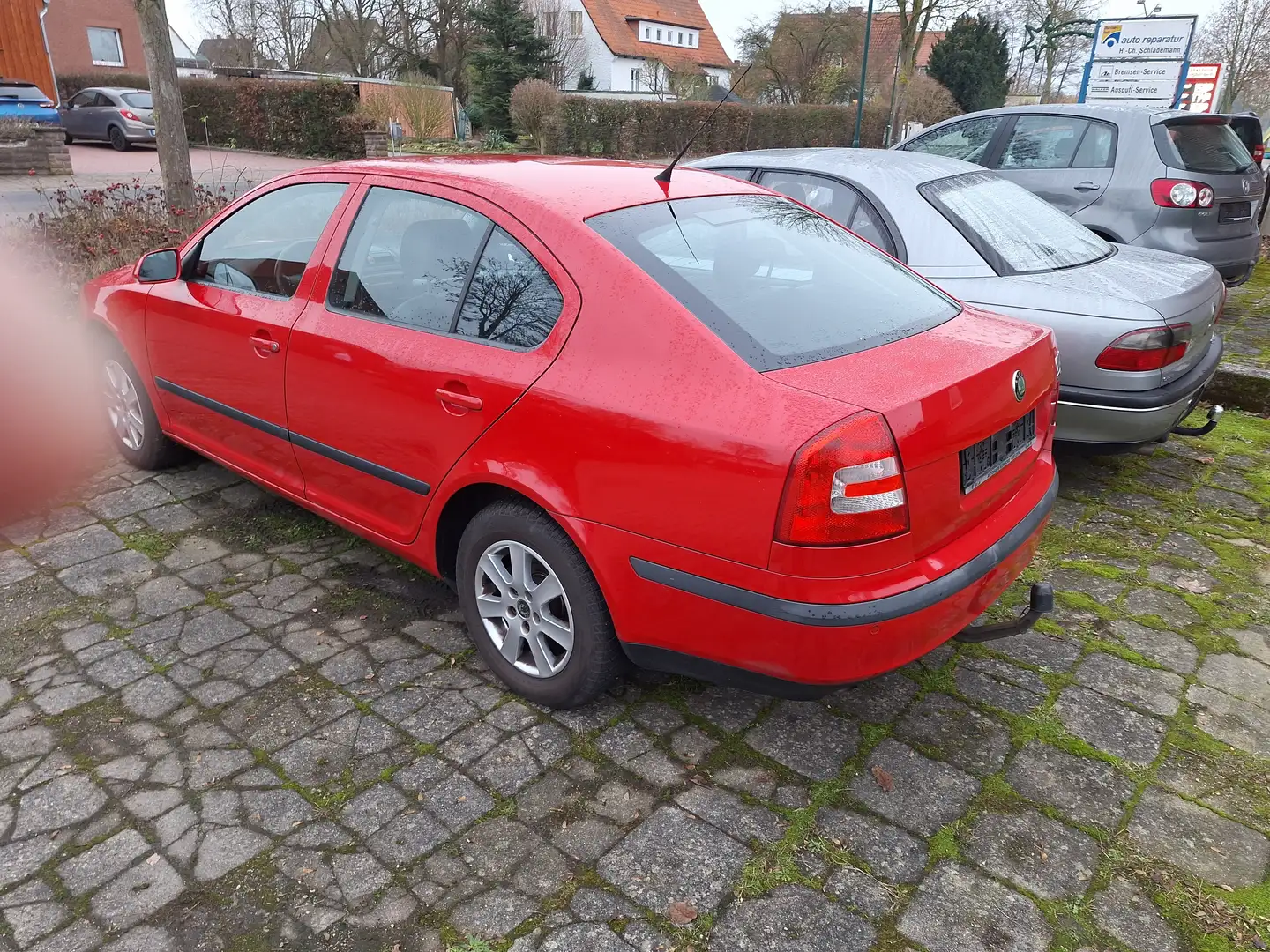 Skoda Octavia Ambiente Rot - 2