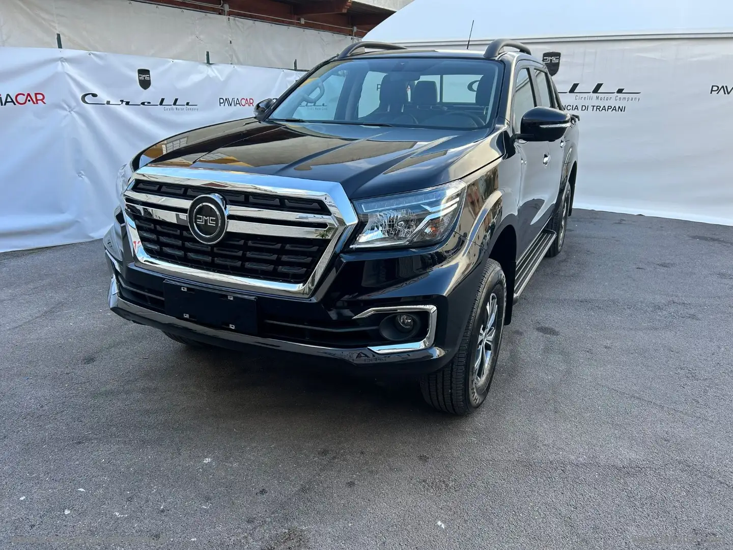 Cirelli Cirelli 8 Pickup 2.3 Turbo Diesel aut. Schwarz - 2