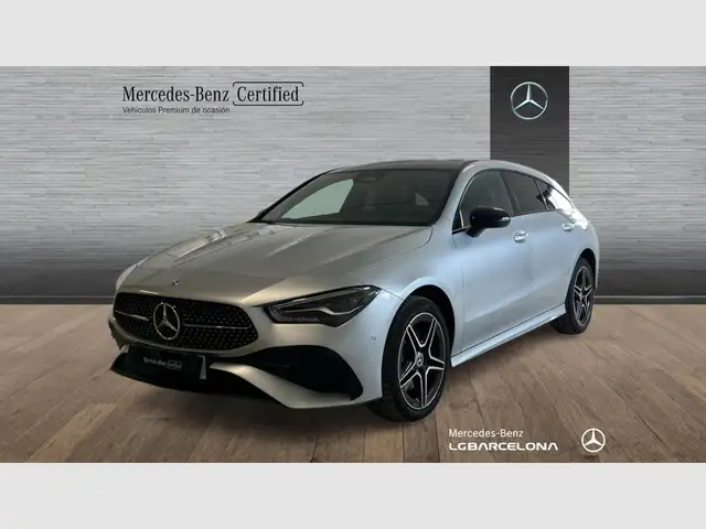 Mercedes-Benz CLA 250 e Shooting Brake AMG Line